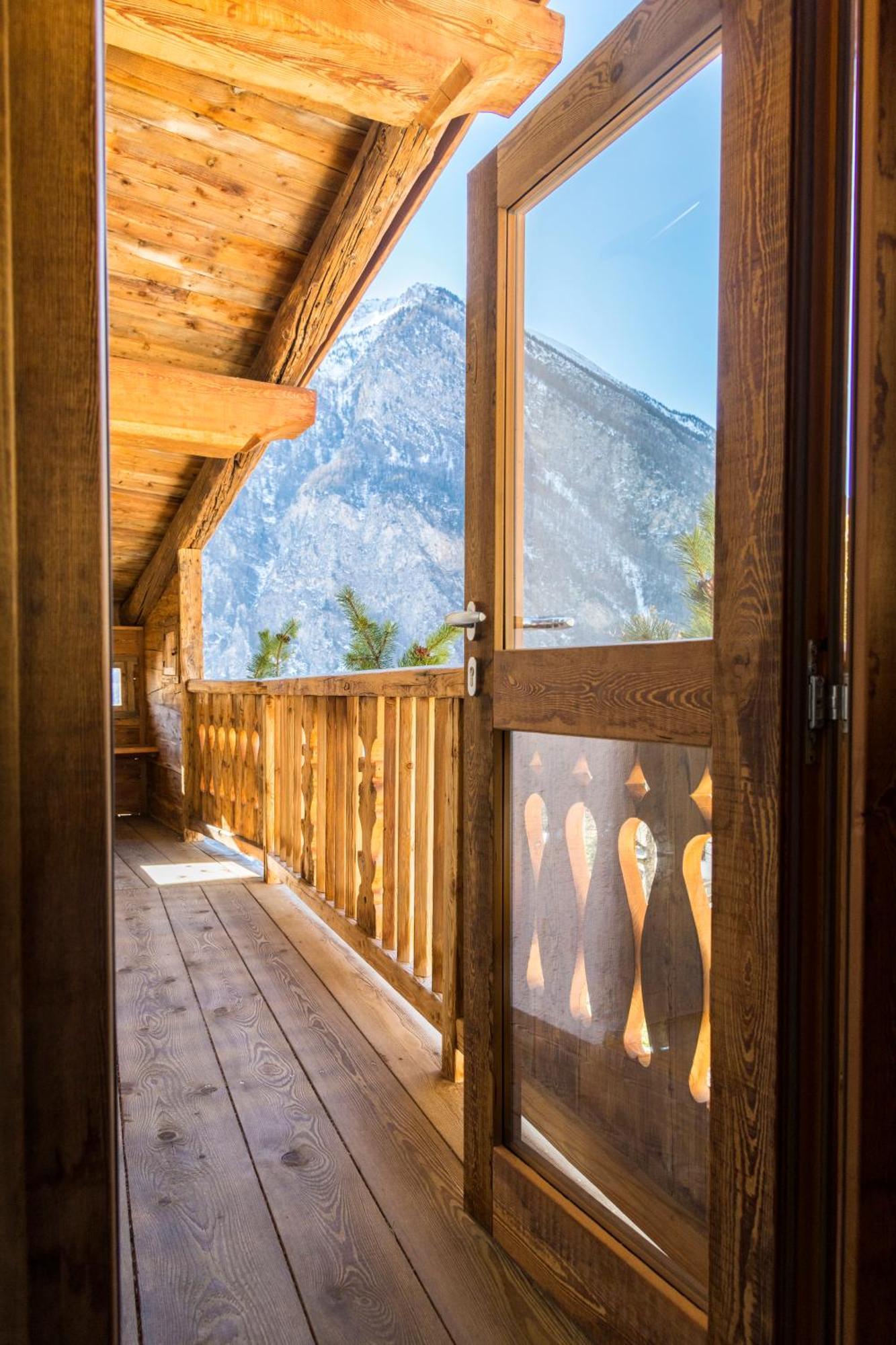 Usseaux La Placette - Albergo Diffuso E Trattoria المظهر الخارجي الصورة