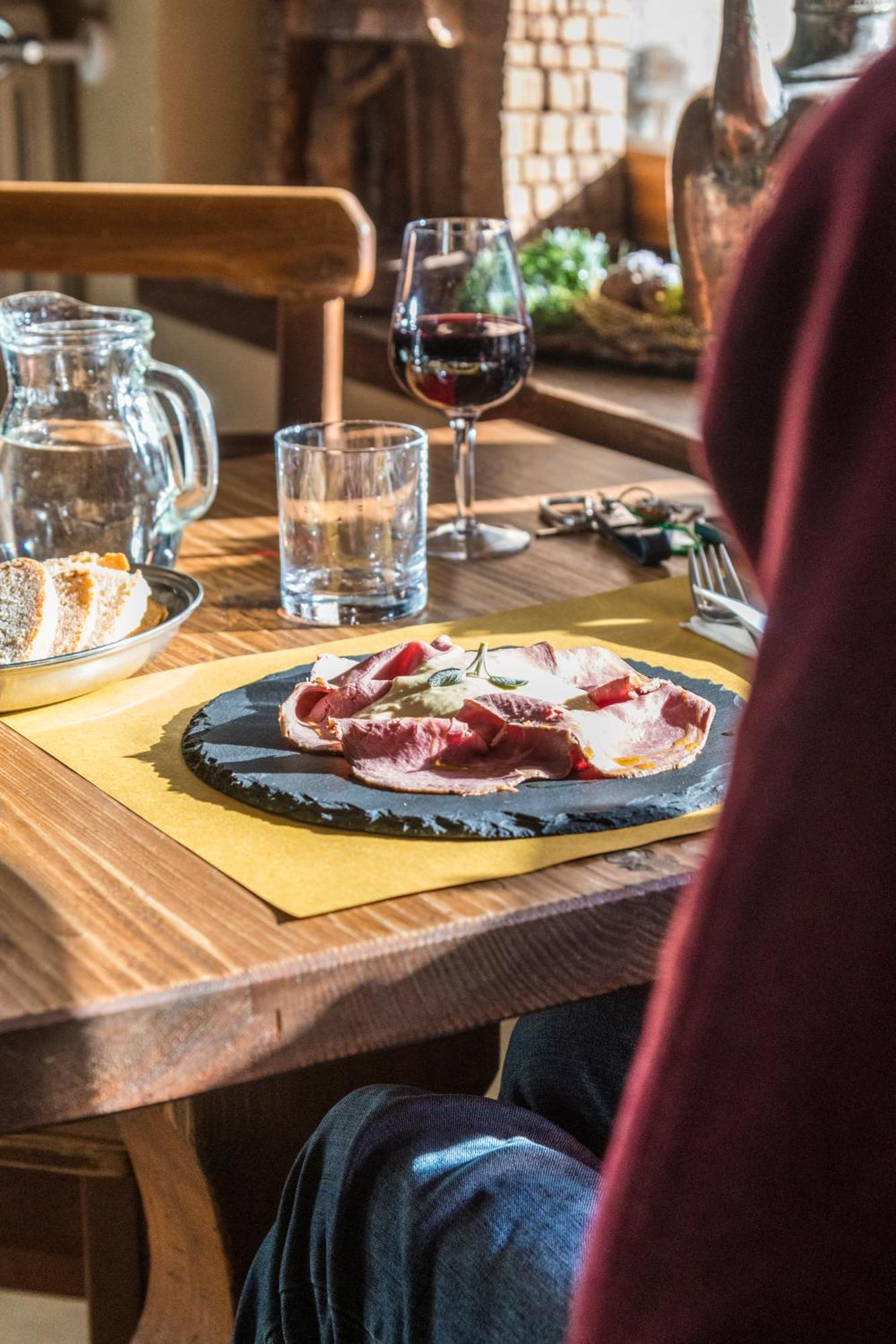 Usseaux La Placette - Albergo Diffuso E Trattoria المظهر الخارجي الصورة