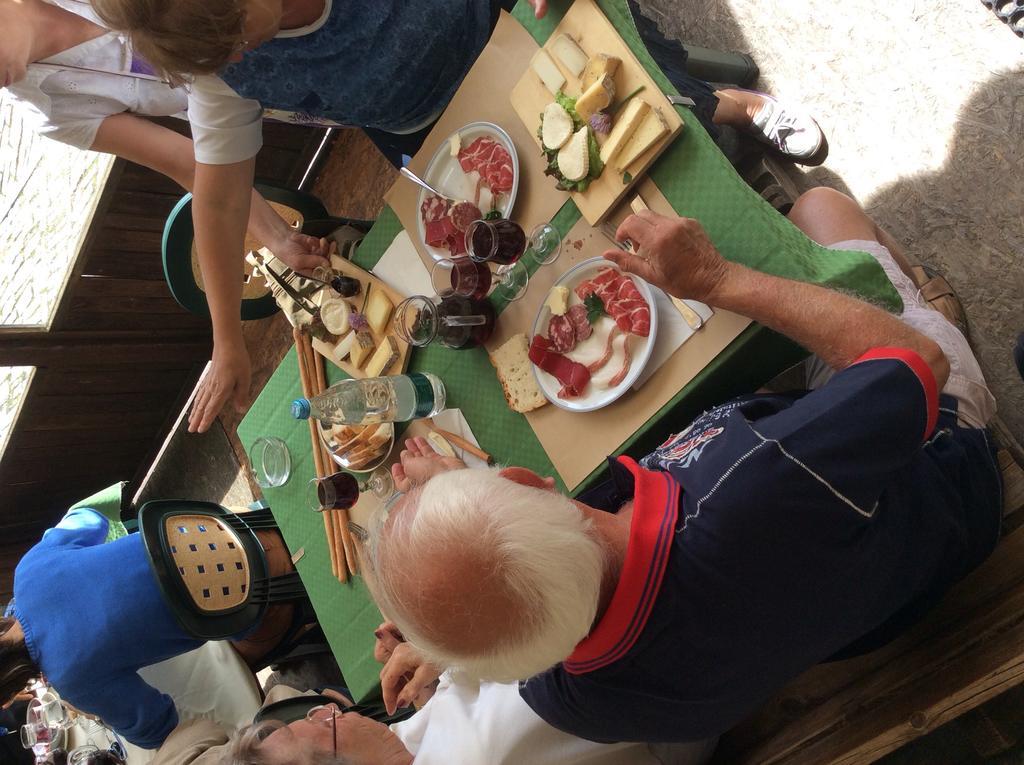 Usseaux La Placette - Albergo Diffuso E Trattoria المظهر الخارجي الصورة