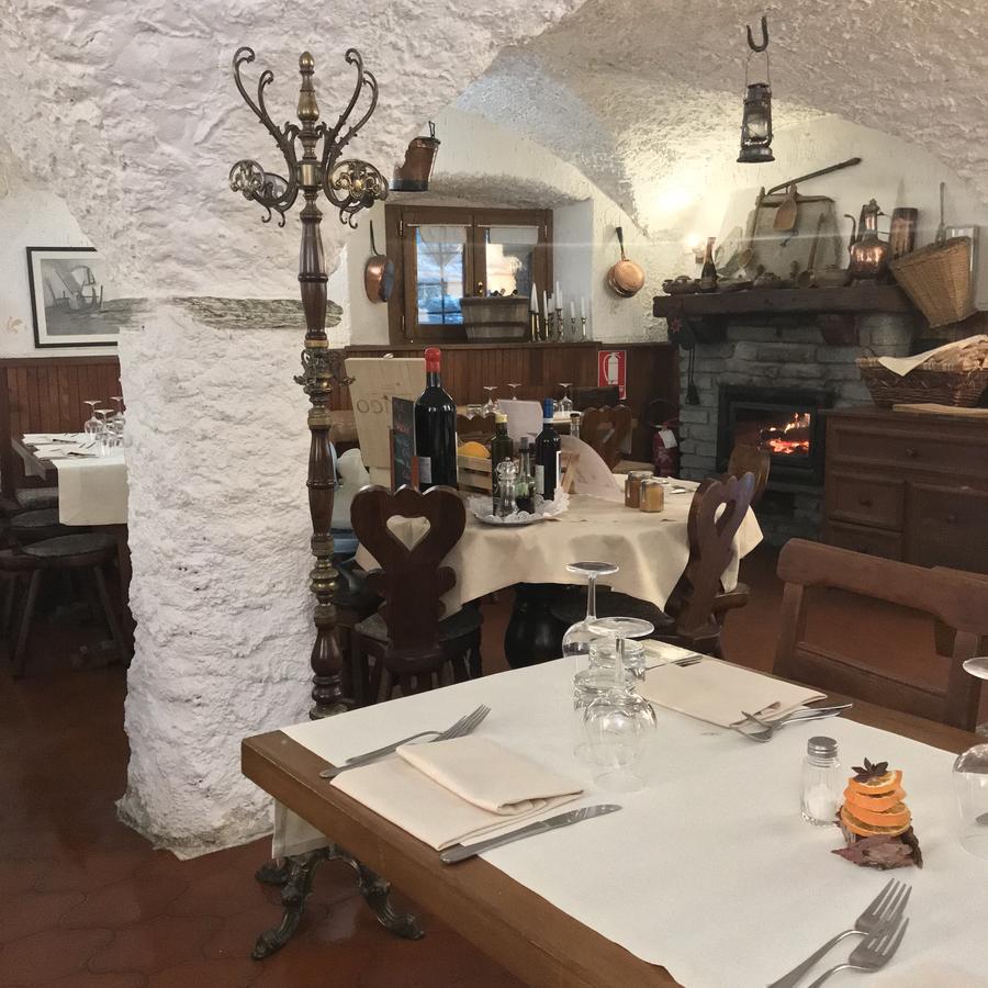 Usseaux La Placette - Albergo Diffuso E Trattoria المظهر الخارجي الصورة