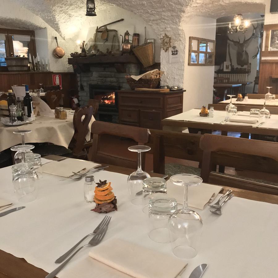 Usseaux La Placette - Albergo Diffuso E Trattoria المظهر الخارجي الصورة
